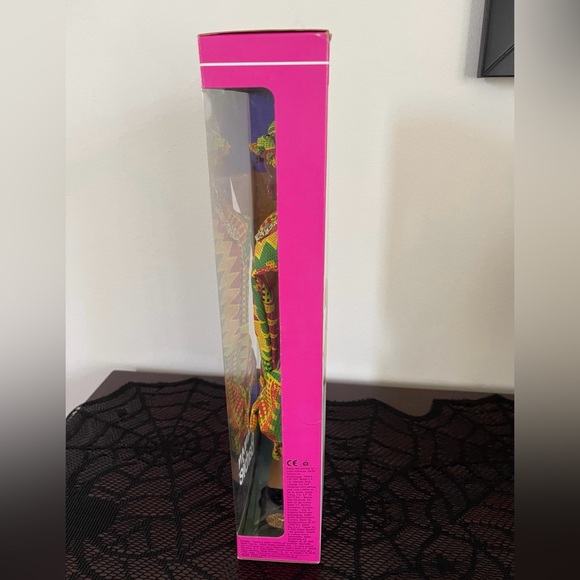 Dolls of the World Ghanian Barbie Doll Collector Edition - Picture 2 of 5